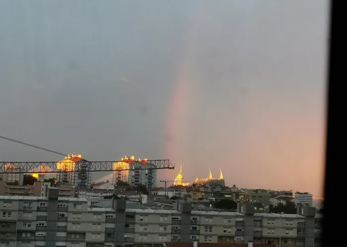 Forts Homestay Lisbon